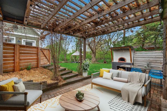 2506 Beverly Road, Saint Paul, MN 55104