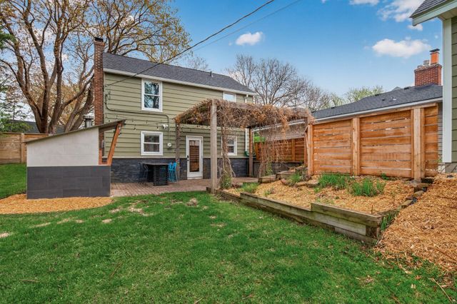 2506 Beverly Road, Saint Paul, MN 55104