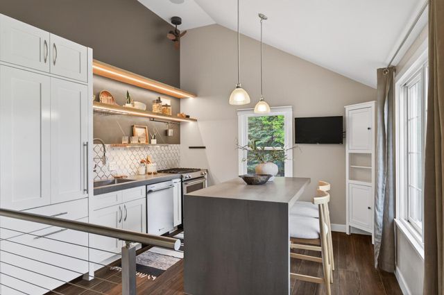 2506 Beverly Road, Saint Paul, MN 55104