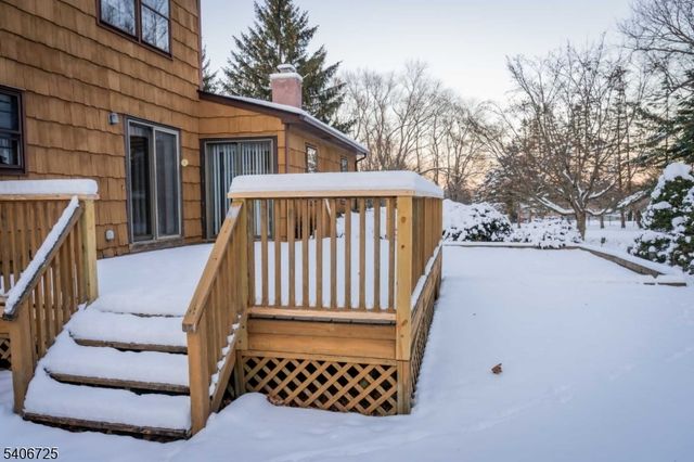 4 Hickory Ln, Readington Twp., NJ 08889