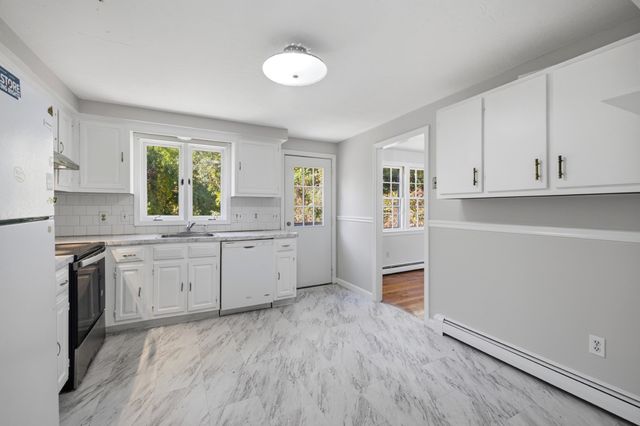 21 Woodpark Circle, Lexington, MA 02421
