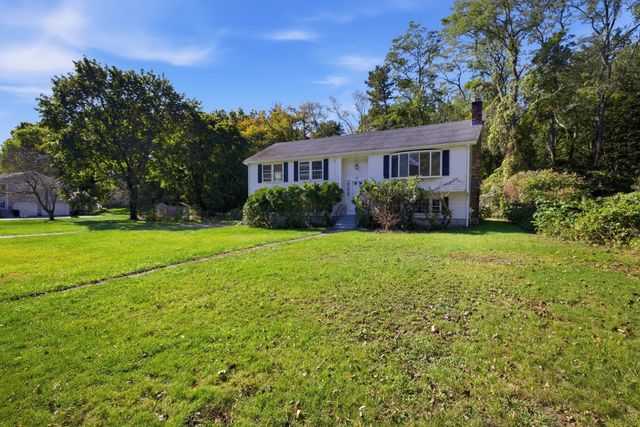 21 Woodpark Circle, Lexington, MA 02421