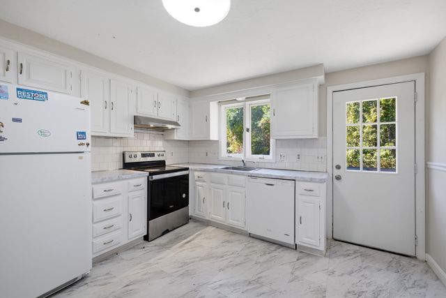 21 Woodpark Circle, Lexington, MA 02421