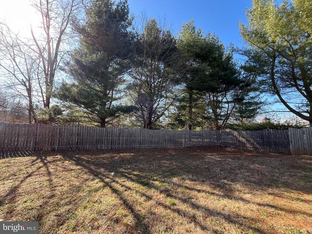 115 CARRIE LN, Phoenixville, PA 19460