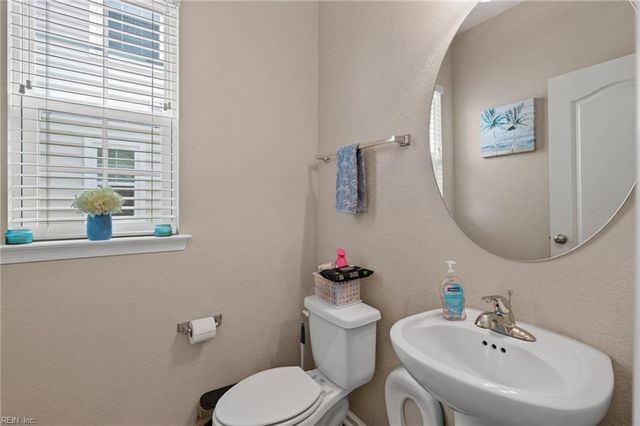 225 Feldspar ST, Virginia Beach, VA 23462