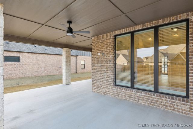 711 E 149th Street S, Glenpool, OK 74033