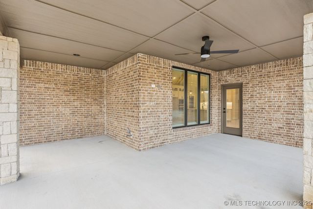 711 E 149th Street S, Glenpool, OK 74033