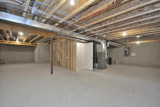 1007 Elderberry ROAD, Oconomowoc, WI 53066