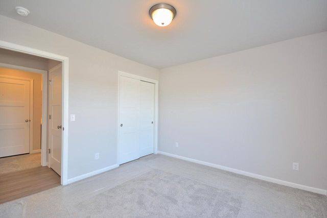 1007 Elderberry ROAD, Oconomowoc, WI 53066