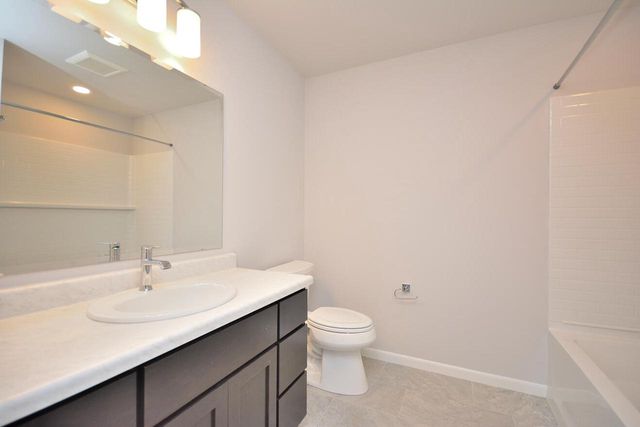 1007 Elderberry ROAD, Oconomowoc, WI 53066