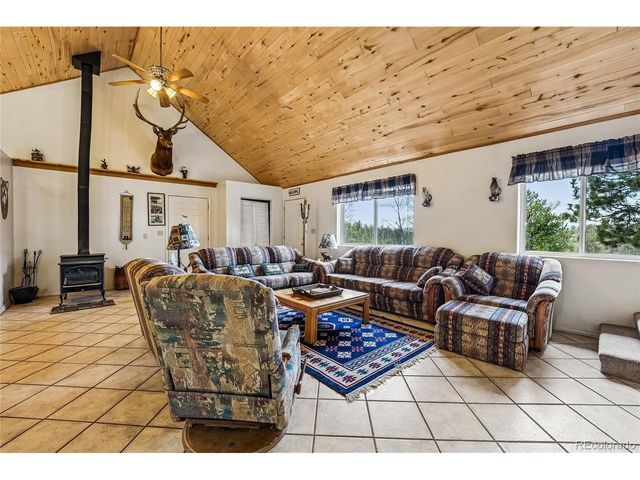 142 June Ln, Hartsel, CO 80449
