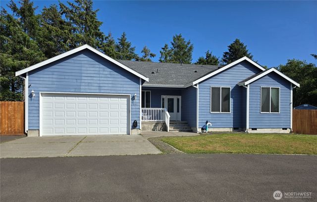 861 Willow Court SW, Ocean Shores, WA 98569