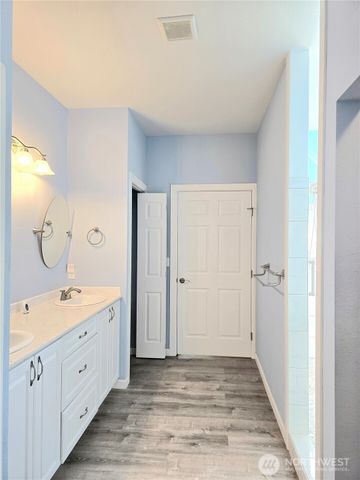 861 Willow Court SW, Ocean Shores, WA 98569
