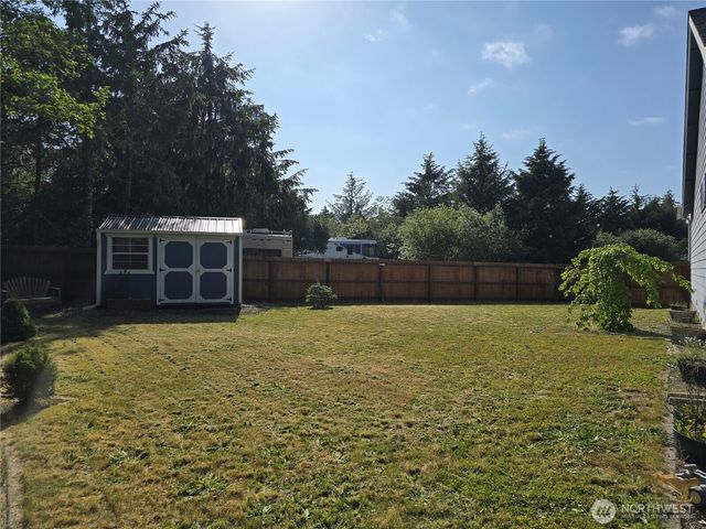 861 Willow Court SW, Ocean Shores, WA 98569