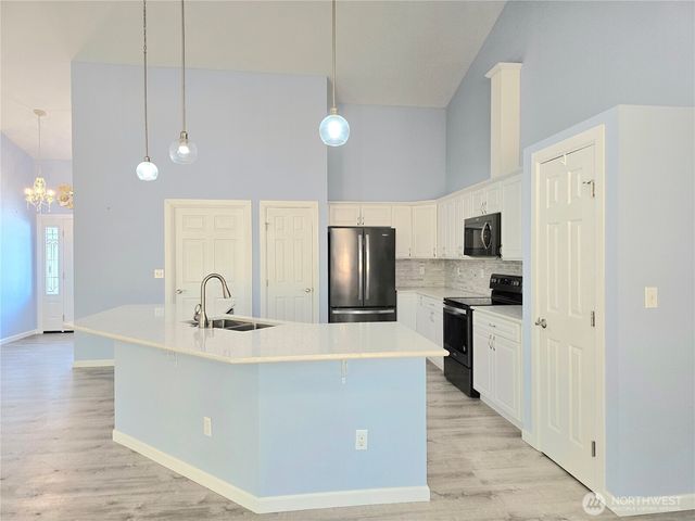 861 Willow Court SW, Ocean Shores, WA 98569
