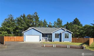 861 Willow Court SW, Ocean Shores, WA 98569