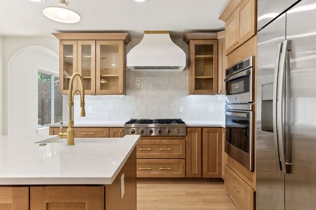 1425 Tiffany Forest Lane, Grapevine, TX 76051