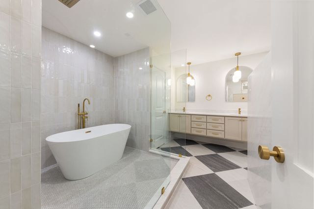 1425 Tiffany Forest Lane, Grapevine, TX 76051