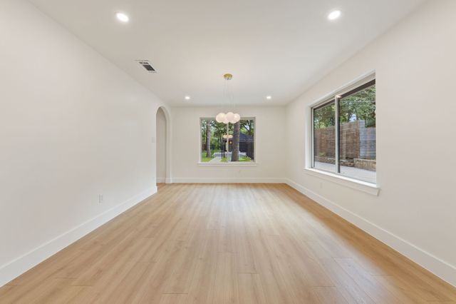 1425 Tiffany Forest Lane, Grapevine, TX 76051