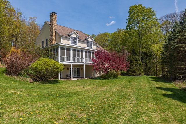 527 Sleighbell Lane, Manchester, VT 05255