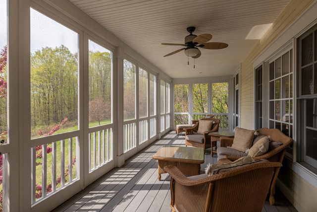 527 Sleighbell Lane, Manchester, VT 05255