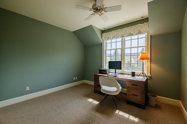527 Sleighbell Lane, Manchester, VT 05255