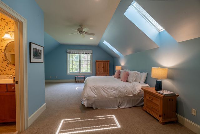 527 Sleighbell Lane, Manchester, VT 05255