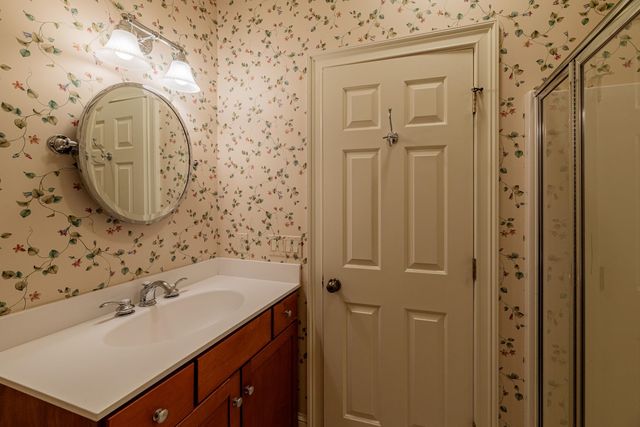 527 Sleighbell Lane, Manchester, VT 05255