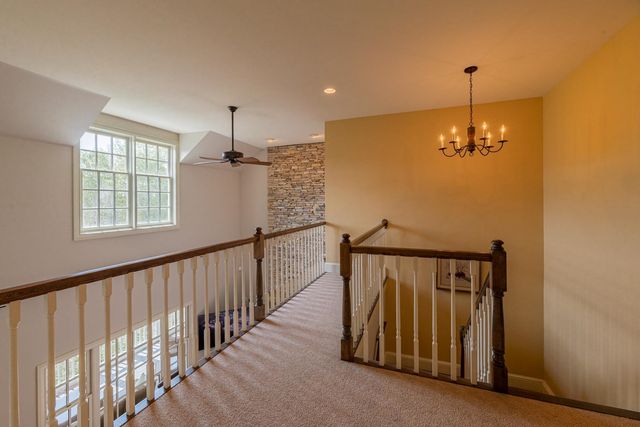 527 Sleighbell Lane, Manchester, VT 05255