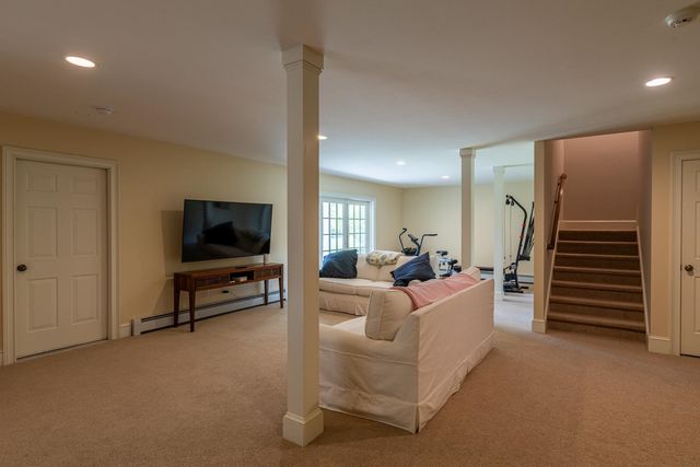527 Sleighbell Lane, Manchester, VT 05255