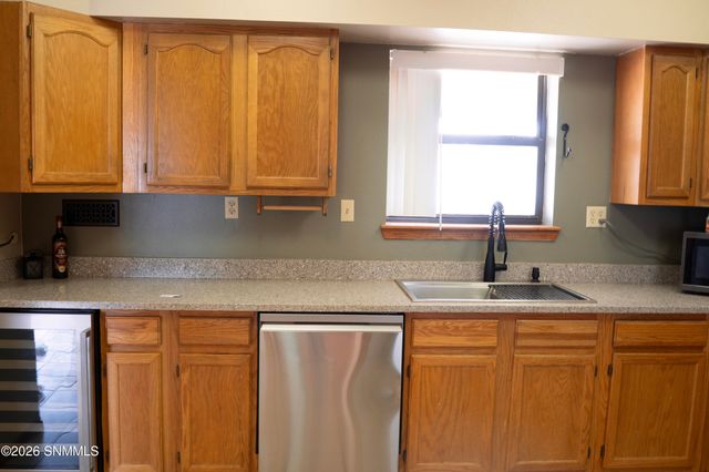 5011 Calle Del Ranchero, Las Cruces, NM 88011