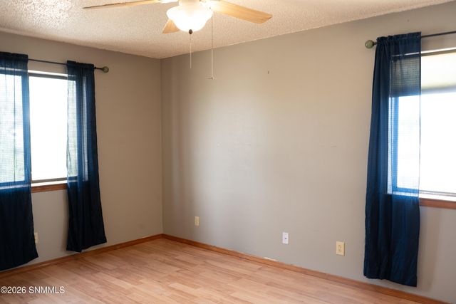5011 Calle Del Ranchero, Las Cruces, NM 88011