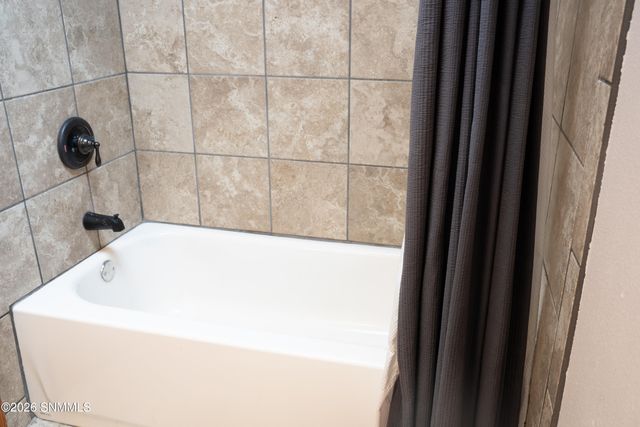 5011 Calle Del Ranchero, Las Cruces, NM 88011