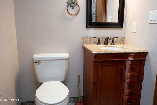 5011 Calle Del Ranchero, Las Cruces, NM 88011