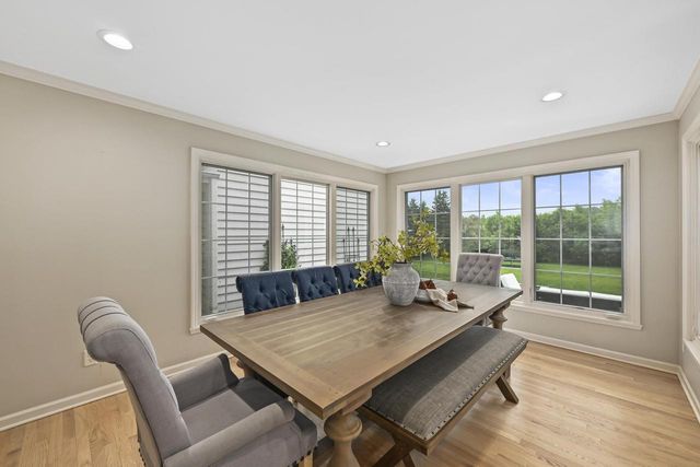 2502 W Norway DRIVE, Mequon, WI 53092