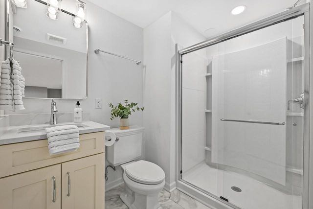 2502 W Norway DRIVE, Mequon, WI 53092