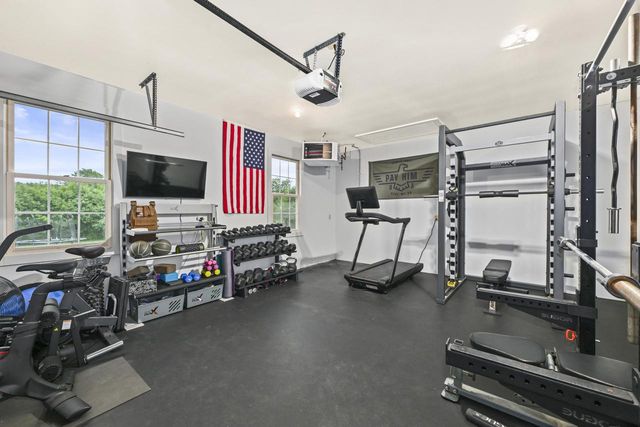 2502 W Norway DRIVE, Mequon, WI 53092