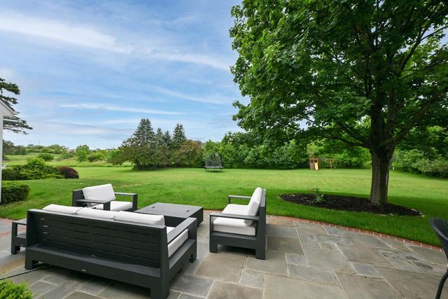 2502 W Norway DRIVE, Mequon, WI 53092