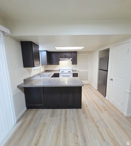 332 E FENTON AVE, South Salt Lake, UT 84115