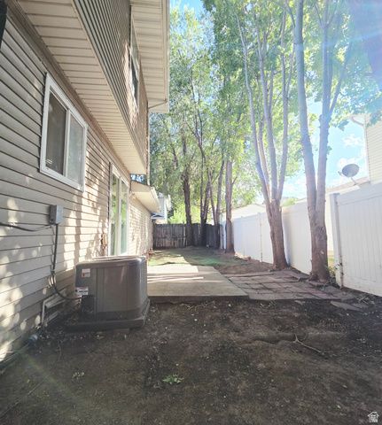 332 E FENTON AVE, South Salt Lake, UT 84115