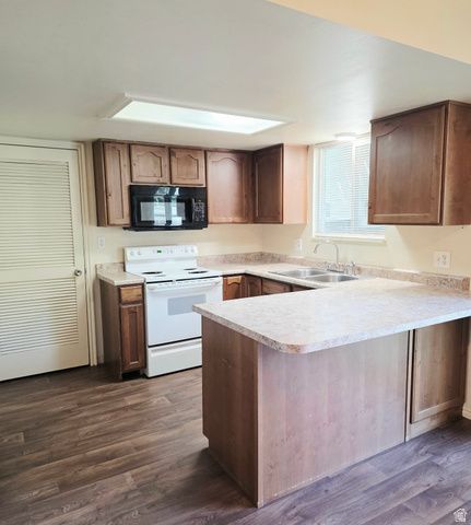 332 E FENTON AVE, South Salt Lake, UT 84115