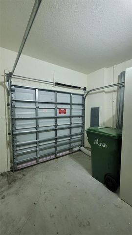 10219 W 32nd Ln, Hialeah, FL 33018