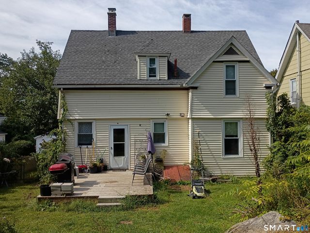 64 Peck Street, Norwich, CT 06360