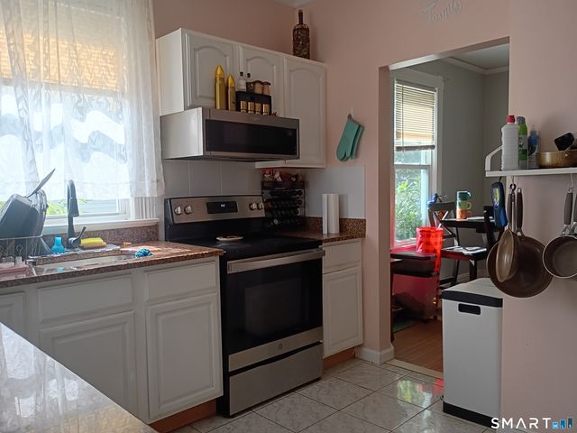64 Peck Street, Norwich, CT 06360