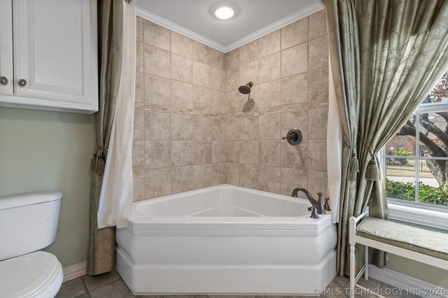 3102 Stone Creek Drive, Ardmore, OK 73401