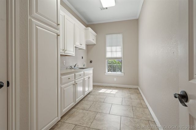 3102 Stone Creek Drive, Ardmore, OK 73401