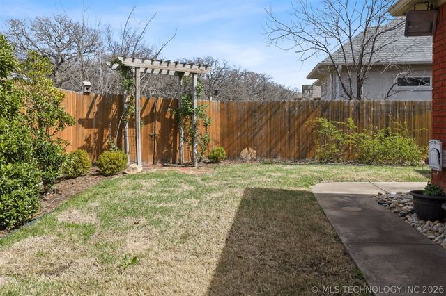 3102 Stone Creek Drive, Ardmore, OK 73401