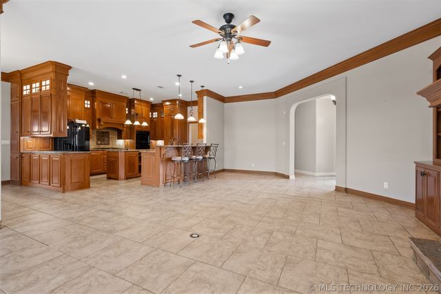 3102 Stone Creek Drive, Ardmore, OK 73401