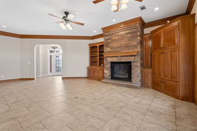 3102 Stone Creek Drive, Ardmore, OK 73401