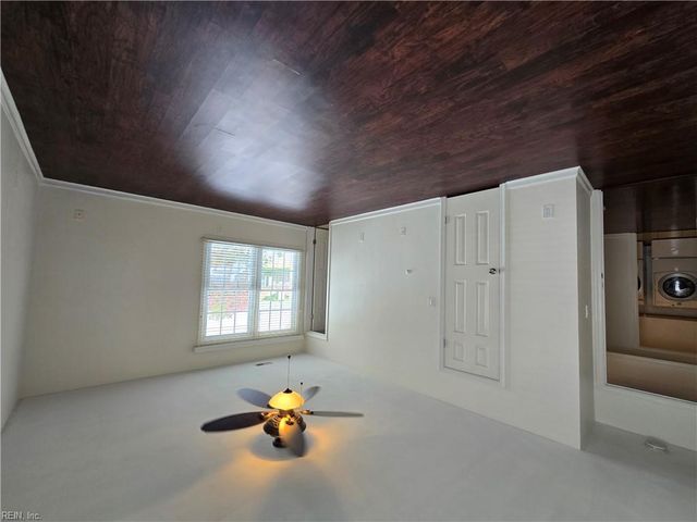 851 Avatar DR, Virginia Beach, VA 23454